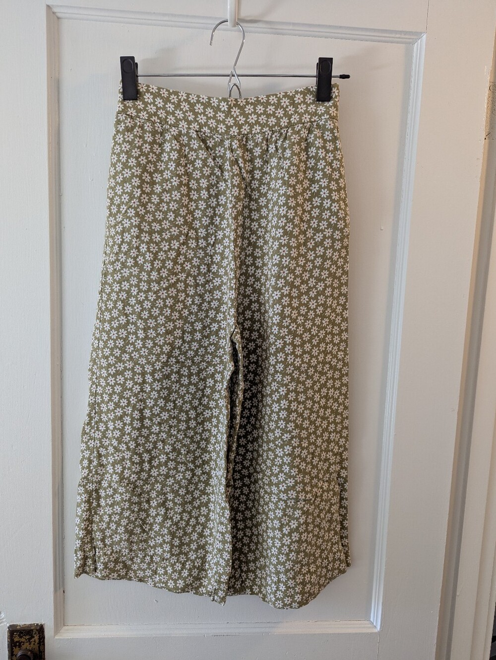 Madewell Huston Pull-On Crop Pants in Mini Daisy X-SMALL CAMILLE FLORAL TUNDRA